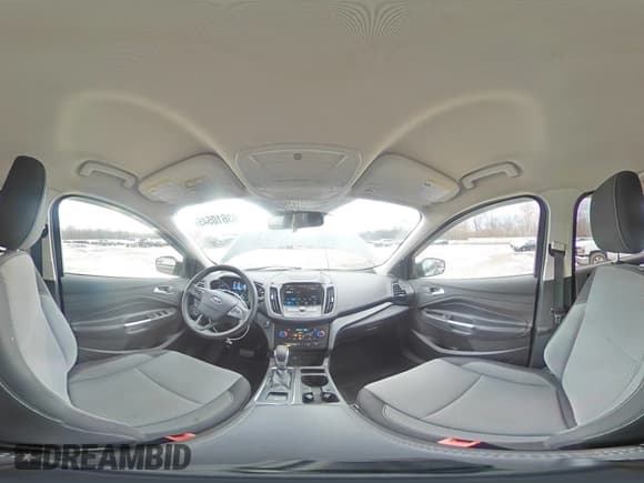 ✅ 2019 Ford Escape SE • VIN: 1FMCU9GD7KUA76353 • Lot: 93610545. Wystawiony na Copart z przebiegiem 126 403 mil. Bezpłatny archiwum sprzedaży aukcyjnych z USA i szczegółowy raport historii pojazdu na DreamBid. Zdjęcie 15.