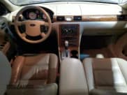 ✅ 2005 Ford Five Hundred Limited • VIN: 1FAHP28115G205418 • Lot: 82580195. Wystawiony na Copart z przebiegiem 115 885 mil. Bezpłatny archiwum sprzedaży aukcyjnych z USA i szczegółowy raport historii pojazdu na DreamBid. Zdjęcie 8.