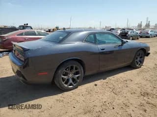 ✅ 2018 Dodge Challenger SXT Plus • VIN: 2C3CDZAG3JH258841 • Lot: 61725023. Wystawiony na Copart z przebiegiem 40 405 mil. Bezpłatny archiwum sprzedaży aukcyjnych z USA i szczegółowy raport historii pojazdu na DreamBid. Zdjęcie 3.