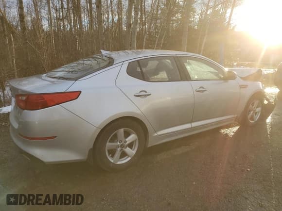 ✅ 2014 Kia Optima LX • VIN: KNAGM4A77E5448975 • Lot: 92817975. Listed on Copart with 228,393 mi. Free auction sales archive from the USA and detailed vehicle history report at DreamBid. Image 3.