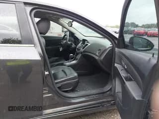 ✅ 2014 Chevrolet Cruze 2LT • VIN: 1G1PE5SB0E7155733 • Lot: 43563910. Wystawiony na IAAI z przebiegiem 145 246 mil. Bezpłatny archiwum sprzedaży aukcyjnych z USA i szczegółowy raport historii pojazdu na DreamBid. Zdjęcie 5.