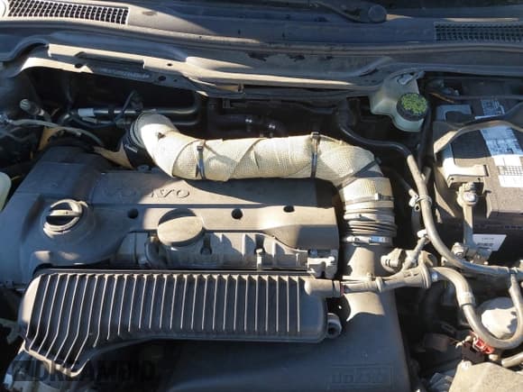 ✅ 2009 Volvo C30 • VIN: YV1MK672892142548 • Лот: 41221801. Опубликован ранее на IAAI с пробегом 166 487 миль. Бесплатный доступ к архиву аукционных продаж из США и подробный отчёт об истории автомобиля на DreamBid. Изображение 10.