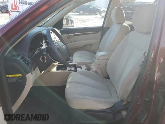 ✅ 2008 Hyundai Santa Fe GLS • VIN: 5NMSG13D28H142144 • Lot: 82044524. Listed on Copart with 46,761 mi. Free auction sales archive from the USA and detailed vehicle history report at DreamBid. Image 7.