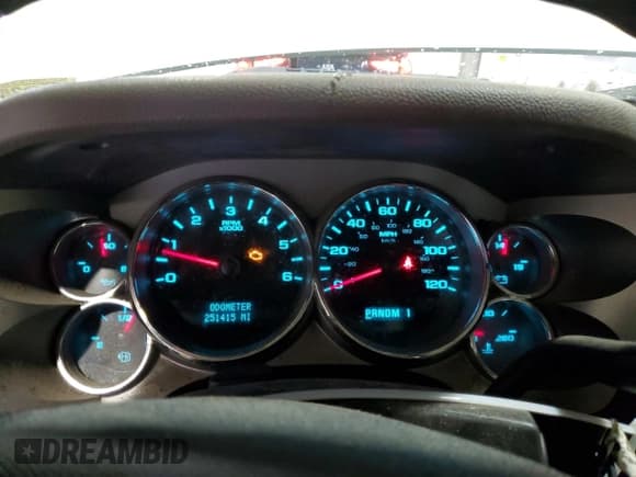 ✅ 2009 GMC Sierra 1500 • VIN: 1GTHC44K99F149921 • Lot: 42698865. Wystawiony na Copart z przebiegiem 251 415 mil. Bezpłatny archiwum sprzedaży aukcyjnych z USA i szczegółowy raport historii pojazdu na DreamBid. Zdjęcie 9.