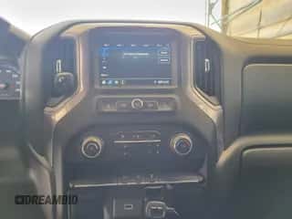 2019 Chevrolet Silverado 1500 Custom z VIN 3GCPYBEH6KG218234, wystawiony jako IAAI lot #42446058 z przebiegiem 137 021 mil mil oraz . Historia ofert i sprzedaży dostępna na DreamBid. Obrazek 1.