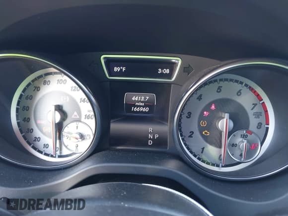 ✅ 2015 Mercedes-Benz CLA 250 • VIN: WDDSJ4EB5FN187406 • Lot: 43411392. Wystawiony na IAAI z przebiegiem 166 960 mil. Bezpłatny archiwum sprzedaży aukcyjnych z USA i szczegółowy raport historii pojazdu na DreamBid. Zdjęcie 7.