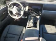 ✅ 2024 Lexus GX 550 Premium • VIN: JTJTBCDX2R5003799 • Lot: 58530225. Wystawiony na Copart z przebiegiem 736 mil. Bezpłatny archiwum sprzedaży aukcyjnych z USA i szczegółowy raport historii pojazdu na DreamBid. Zdjęcie 8.