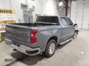 ✅ 2021 Chevrolet Silverado 1500 LT • VIN: 1GCUYDED8MZ345551 • Lot: 43242245. Wystawiony na IAAI z przebiegiem Nie podano. Bezpłatny archiwum sprzedaży aukcyjnych z USA i szczegółowy raport historii pojazdu na DreamBid. Zdjęcie 4.