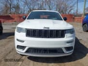 ✅ 2020 Jeep Grand Cherokee Limited • VIN: 1C4RJFBG9LC305386 • Lot: 41838821. Wystawiony na IAAI z przebiegiem Nie podano. Bezpłatny archiwum sprzedaży aukcyjnych z USA i szczegółowy raport historii pojazdu na DreamBid. Zdjęcie 11.