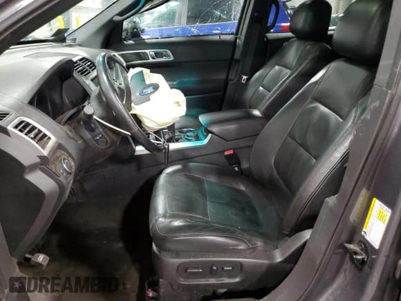 ✅ 2014 Ford Explorer Limited • VIN: 1FM5K8F83EGB18713 • Lot: 90854975. Wystawiony na Copart z przebiegiem 180 260 mil. Bezpłatny archiwum sprzedaży aukcyjnych z USA i szczegółowy raport historii pojazdu na DreamBid. Zdjęcie 7.