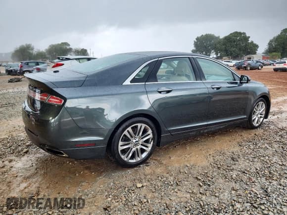 ✅ 2015 Lincoln MKZ • VIN: 3LN6L2G94FR602390 • Lot: 83982265. Wystawiony na Copart z przebiegiem 107 532 mil. Bezpłatny archiwum sprzedaży aukcyjnych z USA i szczegółowy raport historii pojazdu na DreamBid. Zdjęcie 3.