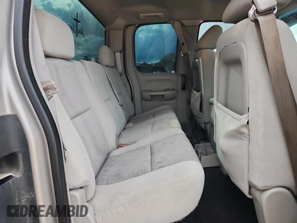 ✅ 2009 Chevrolet Silverado 1500 LT • VIN: 2GCEC29CX91101795 • Lot: 81501465. Wystawiony na Copart z przebiegiem 225 176 mil. Bezpłatny archiwum sprzedaży aukcyjnych z USA i szczegółowy raport historii pojazdu na DreamBid. Zdjęcie 10.