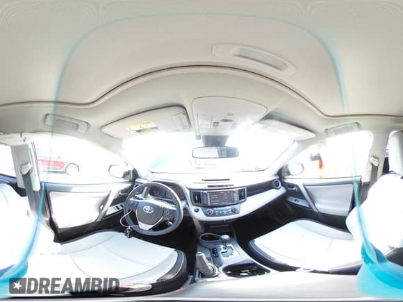 ✅ 2018 Toyota RAV4 XLE • VIN: 2T3RFREV0JW746699 • Lot: 70541535. Wystawiony na Copart z przebiegiem 71 013 mil. Bezpłatny archiwum sprzedaży aukcyjnych z USA i szczegółowy raport historii pojazdu na DreamBid. Zdjęcie 15.