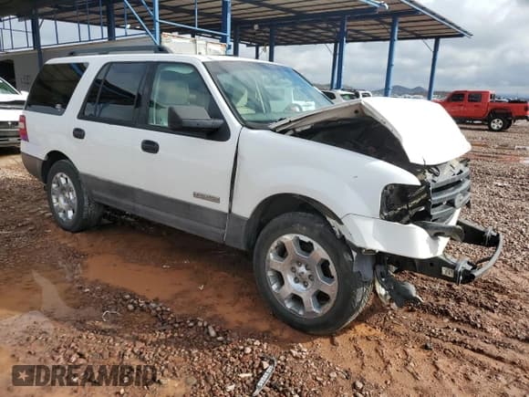✅ 2007 Ford Expedition XLT • VIN: 1FMFU16527LA80669 • Lot: 93370235. Listed on Copart with 213,348 mi. Free auction sales archive from the USA and detailed vehicle history report at DreamBid. Image 4.