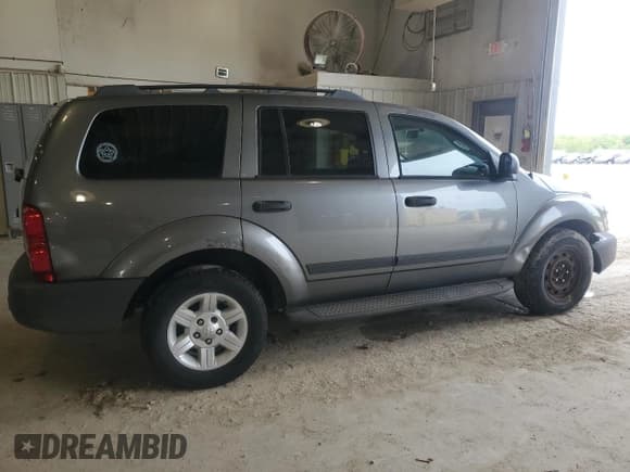✅ 2005 Dodge Durango SXT • VIN: 1D4HB38N15F574774 • Лот: 55855985. Опубликован ранее на Copart с пробегом 223 786 миль. Бесплатный доступ к архиву аукционных продаж из США и подробный отчёт об истории автомобиля на DreamBid. Изображение 3.