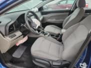 ✅ 2019 Hyundai Elantra SE • VIN: 5NPD74LF0KH453318 • Lot: 70496785. Listed on Copart with 81,296 mi. Free auction sales archive from the USA and detailed vehicle history report at DreamBid. Image 7.