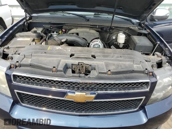 ✅ 2007 Chevrolet Suburban LT • VIN: 1GNFK16307J270031 • Lot: 67089014. Wystawiony na Copart z przebiegiem 221 448 mil. Bezpłatny archiwum sprzedaży aukcyjnych z USA i szczegółowy raport historii pojazdu na DreamBid. Zdjęcie 12.