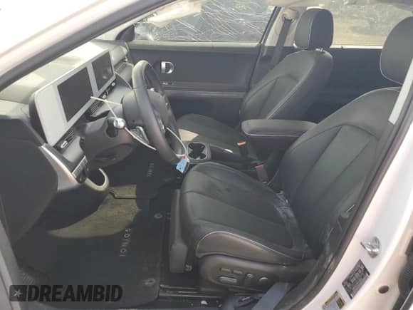 ✅ 2023 Hyundai Ioniq 5 Limited • VIN: KM8KRDAF9PU159249 • Lot: 72003774. Wystawiony na Copart z przebiegiem 38 792 mil mil. Skorzystaj z bezpłatnego archiwum sprzedaży aukcyjnych z USA i zobacz szczegółowy raport historii pojazdu na DreamBid. Zdjęcie 7.