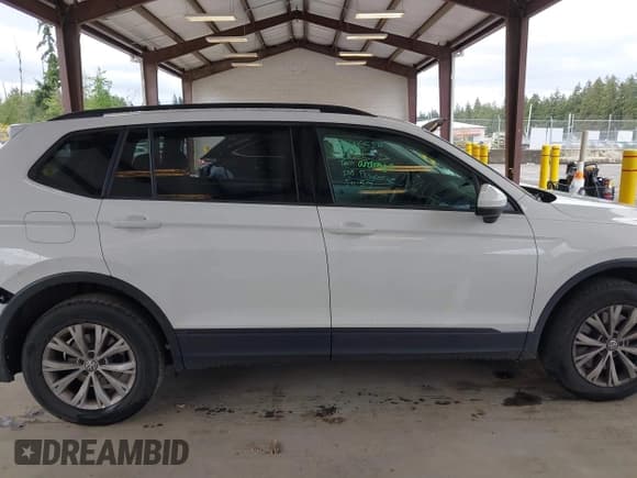 ✅ 2019 Volkswagen Tiguan S • VIN: 3VV1B7AXXKM096434 • Lot: 42255645. Listed on IAAI with 65,682 mi. Free auction sales archive from the USA and detailed vehicle history report at DreamBid. Image 14.