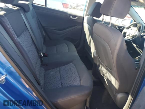 ✅ 2017 Hyundai Ioniq Blue • VIN: KMHC65LC7HU035570 • Lot: 46593515. Wystawiony na Copart z przebiegiem 53 449 mil. Bezpłatny archiwum sprzedaży aukcyjnych z USA i szczegółowy raport historii pojazdu na DreamBid. Zdjęcie 10.