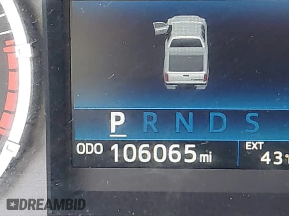 ✅ 2016 Toyota Tundra SR5 • VIN: 5TFEM5F13GX102952 • Lot: 41881999. Listed on IAAI with 106,065 mi. Free auction sales archive from the USA and detailed vehicle history report at DreamBid. Image 16.