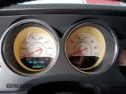 ✅ 2013 Dodge Challenger SXT • VIN: 2C3CDYAG6DH661131 • Lot: 85192664. Wystawiony na Copart z przebiegiem 147 525 mil. Bezpłatny archiwum sprzedaży aukcyjnych z USA i szczegółowy raport historii pojazdu na DreamBid. Zdjęcie 9.