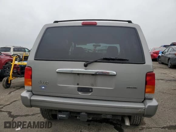 ✅ 2000 Jeep Cherokee Limited • VIN: 1J4FF68SXYL260251 • Lot: 44797665. Listed on Copart with 142,390 mi. Free auction sales archive from the USA and detailed vehicle history report at DreamBid. Image 6.