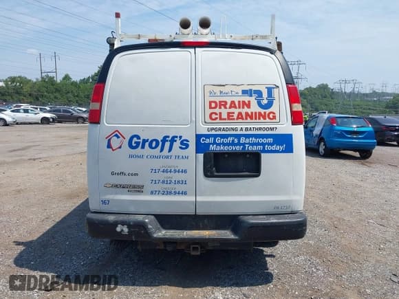 ✅ 2014 Chevrolet Express Cargo • VIN: 1GCWGGCA4E1117083 • Lot: 42821660. Listed on IAAI with Not provided. Free auction sales archive from the USA and detailed vehicle history report at DreamBid. Image 17.