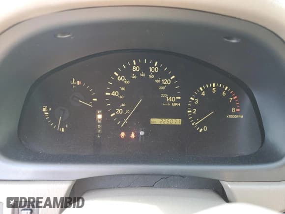 ✅ 2000 Lexus RX 300 • VIN: JT6HF10UXY0157080 • Lot: 83805335. Wystawiony na Copart z przebiegiem 225 071 mil. Bezpłatny archiwum sprzedaży aukcyjnych z USA i szczegółowy raport historii pojazdu na DreamBid. Zdjęcie 9.