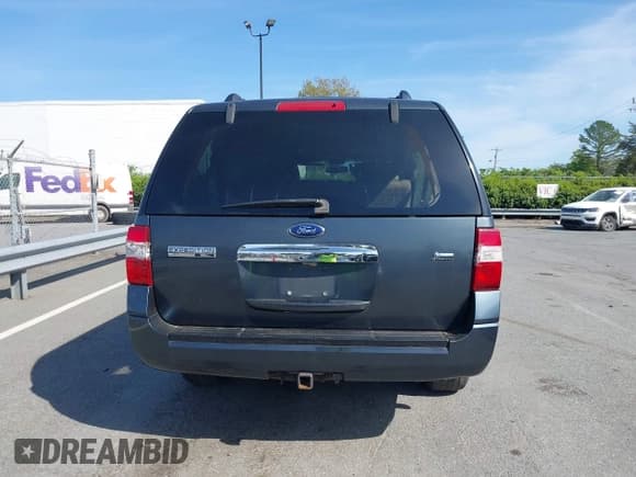 ✅ 2009 Ford Expedition Max SSV • VIN: 1FMFK165X9LA06361 • Лот: 41927774. Опубликован ранее на IAAI с пробегом 428 851 миль. Бесплатный доступ к архиву аукционных продаж из США и подробный отчёт об истории автомобиля на DreamBid. Изображение 16.