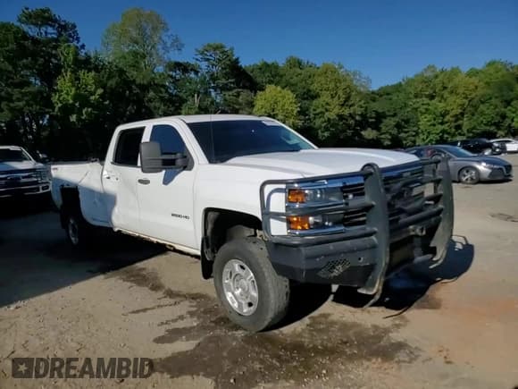 ✅ 2015 Chevrolet Silverado 2500HD LT • VIN: 1GC1KVEG9FF195488 • Lot: 84552195. Listed on Copart with 190,936 mi. Free auction sales archive from the USA and detailed vehicle history report at DreamBid. Image 13.
