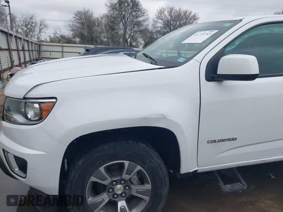 ✅ 2018 Chevrolet Colorado 2WD Z71 • VIN: 1GCGSDENXJ1275813 • Лот: 41773753. Опубликован ранее на IAAI с пробегом 38 148 миль. Бесплатный доступ к архиву аукционных продаж из США и подробный отчёт об истории автомобиля на DreamBid. Изображение 20.