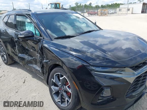 ✅ 2020 Chevrolet Blazer RS • VIN: 3GNKBERS6LS631120 • Лот: 43195479. Опубликован ранее на IAAI с пробегом 48 237 миль. Бесплатный доступ к архиву аукционных продаж из США и подробный отчёт об истории автомобиля на DreamBid. Изображение 1.