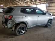 ✅ 2020 Jeep Compass Latitude • VIN: 3C4NJDBB6LT139078 • Lot: 92233485. Wystawiony na Copart z przebiegiem 60 543 mil. Bezpłatny archiwum sprzedaży aukcyjnych z USA i szczegółowy raport historii pojazdu na DreamBid. Zdjęcie 3.