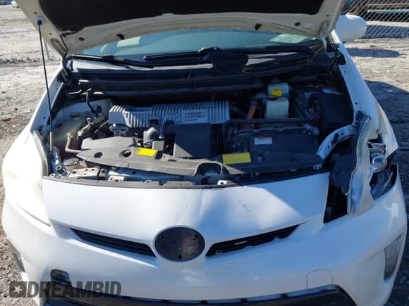 ✅ 2013 Toyota Prius Four • VIN: JTDKN3DU7D5673899 • Лот: 43590206. Опубликован ранее на IAAI с пробегом 397 895 миль. Бесплатный доступ к архиву аукционных продаж из США и подробный отчёт об истории автомобиля на DreamBid. Изображение 10.