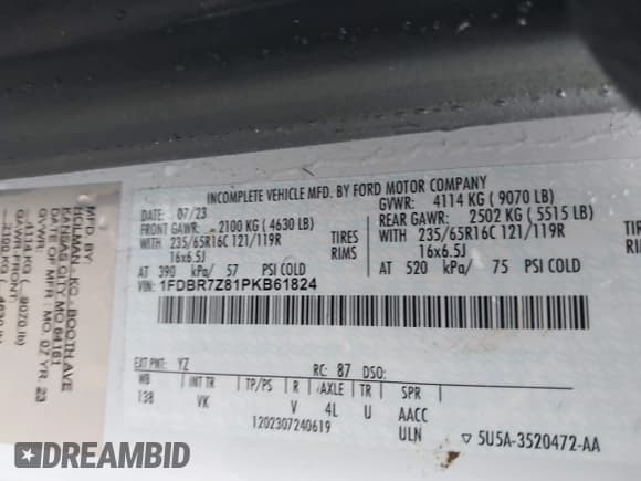 ✅ 2023 Ford Transit • VIN: 1FDBR7Z81PKB61824 • Lot: 42236585. Wystawiony na IAAI z przebiegiem Nie podano. Bezpłatny archiwum sprzedaży aukcyjnych z USA i szczegółowy raport historii pojazdu na DreamBid. Zdjęcie 9.