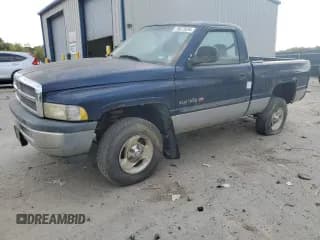 ✅ 2001 Dodge 1500 • VIN: 1B7HF16Y81S774099 • Лот: 70673934. Опубликован ранее на Copart с пробегом Не указан. Бесплатный доступ к архиву аукционных продаж из США и подробный отчёт об истории автомобиля на DreamBid. Изображение 1.