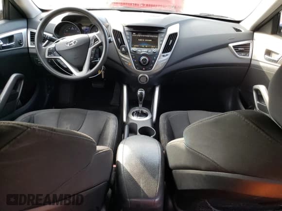 ✅ 2012 Hyundai Veloster w/Red Int • VIN: KMHTC6ADXCU063897 • Lot: 82100474. Wystawiony na Copart z przebiegiem 191 493 mil. Bezpłatny archiwum sprzedaży aukcyjnych z USA i szczegółowy raport historii pojazdu na DreamBid. Zdjęcie 8.