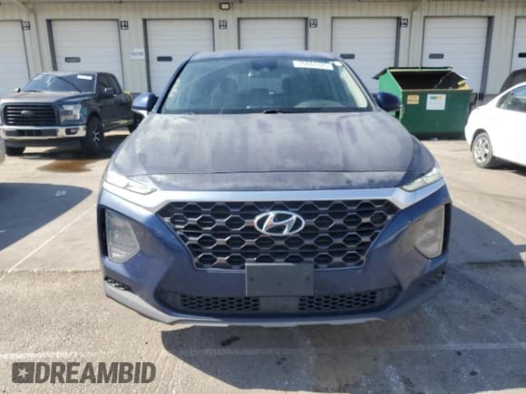 ✅ 2019 Hyundai Santa Fe SE • VIN: 5NMS2CADXKH085583 • Lot: 70084725. Wystawiony na Copart z przebiegiem 137 261 mil. Bezpłatny archiwum sprzedaży aukcyjnych z USA i szczegółowy raport historii pojazdu na DreamBid. Zdjęcie 5.