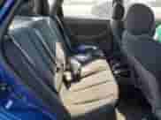 2005 Hyundai Elantra GLS z VIN KMHDN56D05U173782, wystawiony jako Copart lot #62067184 z przebiegiem 174 047 mil mil oraz Szkoda całkowita • Salvage title. Historia ofert i sprzedaży dostępna na DreamBid. Obrazek 10.