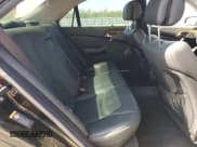 ✅ 2005 Mercedes-Benz S 500 • VIN: WDBNG75J55A455437 • Lot: 81960685. Wystawiony na Copart z przebiegiem 149 519 mil. Bezpłatny archiwum sprzedaży aukcyjnych z USA i szczegółowy raport historii pojazdu na DreamBid. Zdjęcie 10.