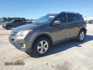 ✅ 2013 Toyota RAV4 XLE • VIN: JTMWFREV0DD004338 • Lot: 86831985. Listed on Copart with 150,473 mi. Free auction sales archive from the USA and detailed vehicle history report at DreamBid. Image 1.