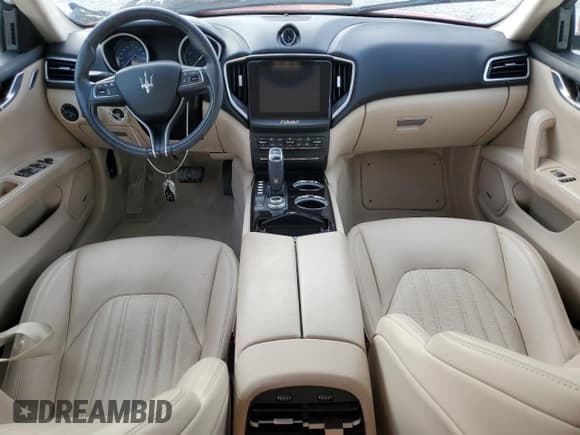 ✅ 2019 Maserati Ghibli S GranLusso • VIN: ZAM57YSL2K1336152 • Lot: 86669375. Wystawiony na Copart z przebiegiem 35 532 mil. Bezpłatny archiwum sprzedaży aukcyjnych z USA i szczegółowy raport historii pojazdu na DreamBid. Zdjęcie 8.