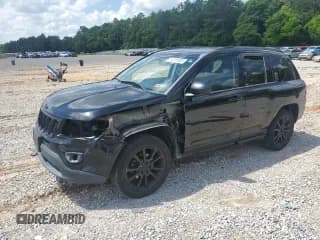 ✅ 2015 Jeep Compass Altitude • VIN: 1C4NJCBA3FD185768 • Lot: 54818835. Wystawiony na Copart z przebiegiem 132 734 mil. Bezpłatny archiwum sprzedaży aukcyjnych z USA i szczegółowy raport historii pojazdu na DreamBid. Zdjęcie 1.