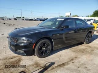 ✅ 2021 Dodge Charger SXT • VIN: 2C3CDXBG6MH638599 • Lot: 56234335. Wystawiony na Copart z przebiegiem 60 873 mil. Bezpłatny archiwum sprzedaży aukcyjnych z USA i szczegółowy raport historii pojazdu na DreamBid. Zdjęcie 1.