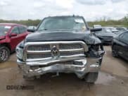 ✅ 2018 Ram 2500 Laramie • VIN: 3C6UR5FJXJG212364 • Lot: 42102428. Wystawiony na IAAI z przebiegiem 61 973 mil. Bezpłatny archiwum sprzedaży aukcyjnych z USA i szczegółowy raport historii pojazdu na DreamBid. Zdjęcie 13.
