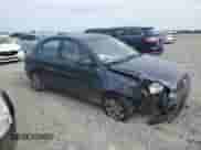 2009 Hyundai Accent Auto GLS z VIN KMHCN46C99U367181, wystawiony jako Copart lot #67382084 z przebiegiem 200 446 mil mil oraz Szkoda całkowita • Salvage title. Historia ofert i sprzedaży dostępna na DreamBid. Obrazek 4.