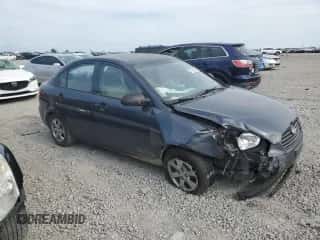 2009 Hyundai Accent Auto GLS z VIN KMHCN46C99U367181, wystawiony jako Copart lot #67382084 z przebiegiem 200 446 mil mil oraz Szkoda całkowita • Salvage title. Historia ofert i sprzedaży dostępna na DreamBid. Obrazek 4.