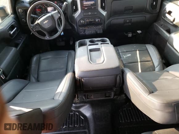 ✅ 2021 Chevrolet Silverado 2500HD Work Truck • VIN: 1GC1YLE72MF126027 • Lot: 68493335. Wystawiony na Copart z przebiegiem 154 965 mil. Bezpłatny archiwum sprzedaży aukcyjnych z USA i szczegółowy raport historii pojazdu na DreamBid. Zdjęcie 8.