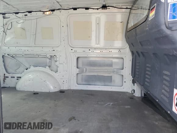 ✅ 2016 Mercedes-Benz Metris Cargo • VIN: WD3PG2EAXG3115750 • Lot: 80859835. Listed on Copart with 197,509 mi. Free auction sales archive from the USA and detailed vehicle history report at DreamBid. Image 10.
